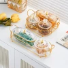علبة فواكه مختومة مع قطع من الفواكه المجففة Specification image